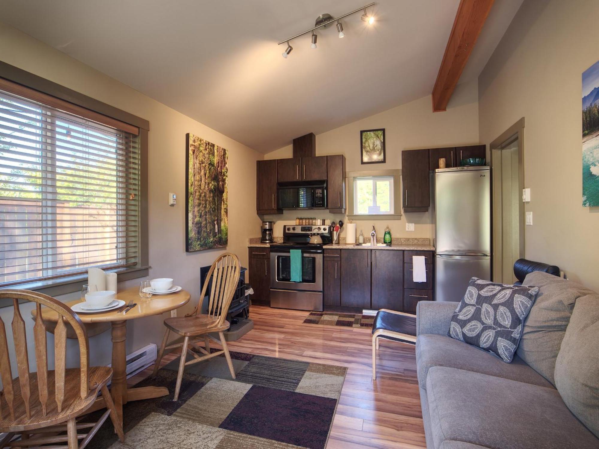 Handsome Dan'S Vacation Cottage Rentals Port Renfrew Zimmer foto