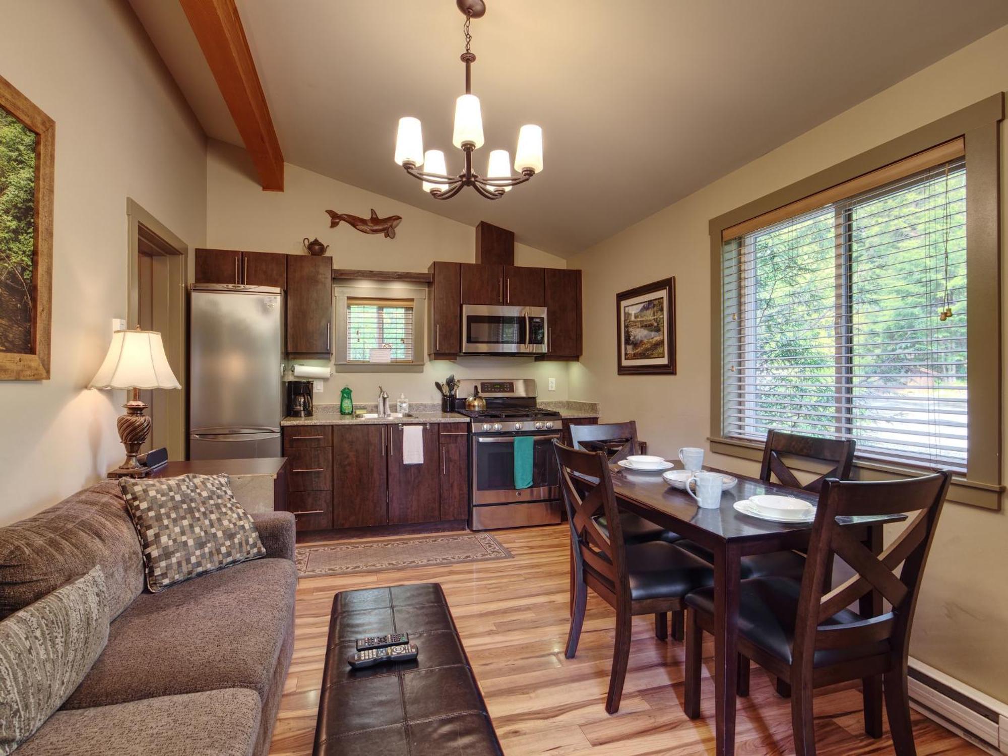 Handsome Dan'S Vacation Cottage Rentals Port Renfrew Zimmer foto